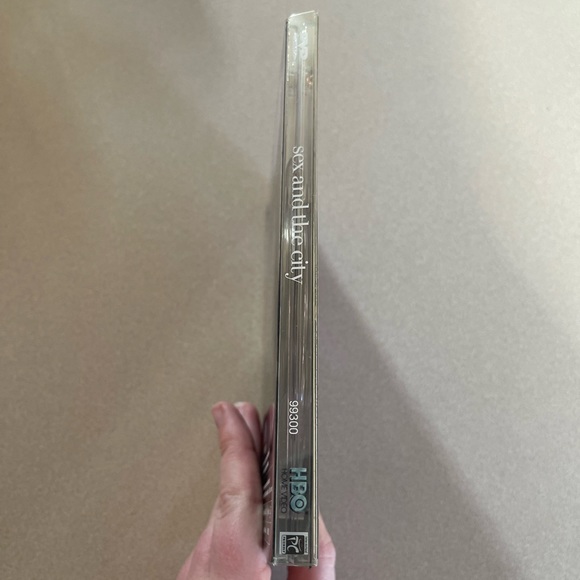 Bundle 3 DVDs for $12! Pre Owned Sex and the City The First Season DVD TV Series - Picture 2 of 4